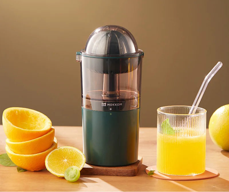 Liquidificador Portátil 250ML | Espremedor Elétrico USB Recarregável | Extrator de Frutas, Laranja e Limão | Mini Fabricante de Suco | Compacto e Prático